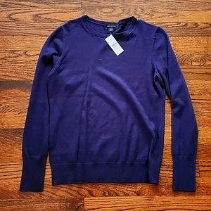 Ann Taylor Sweater size M